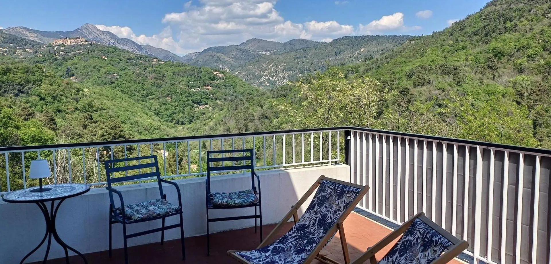 Le Domaine De La Feuilleraie Bed & Breakfast Coaraze